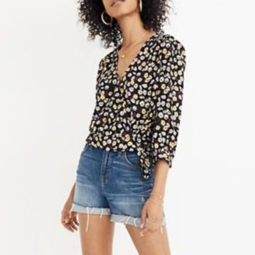 Madewell Wrap Top in French Floral Women's Small Shirt Black Daisy Print